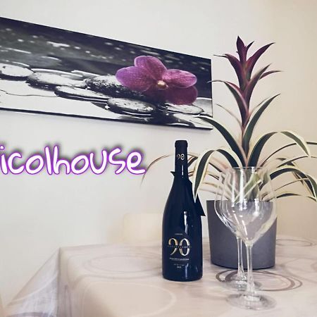 Nicolhouse Apartment Bari Luaran gambar